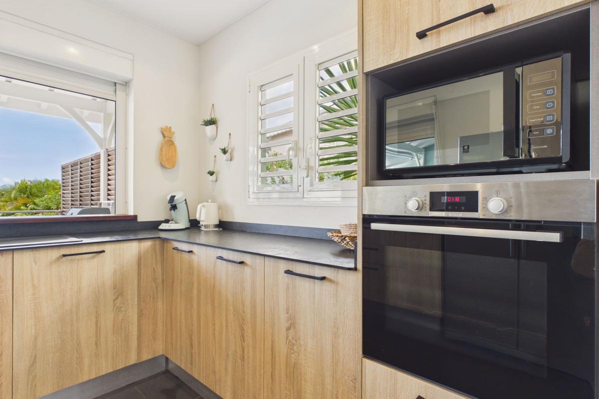 Location villa martinique 12 personnes 4 chambres - cuisine 2